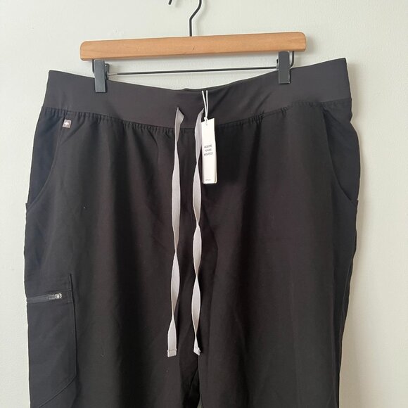 NWT Figs High Waisted Zamora Jogger Scrub Pants Black Women's Plus Size 3X - Picture 3 of 11